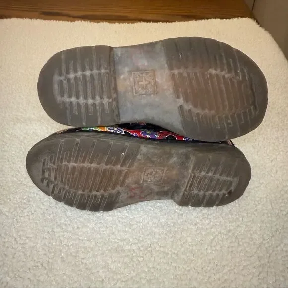 Dr Martens Girls Delaney Boot Psycho Tattoo Size 9 Japanese multicolor Docs - Picture 9 of 11